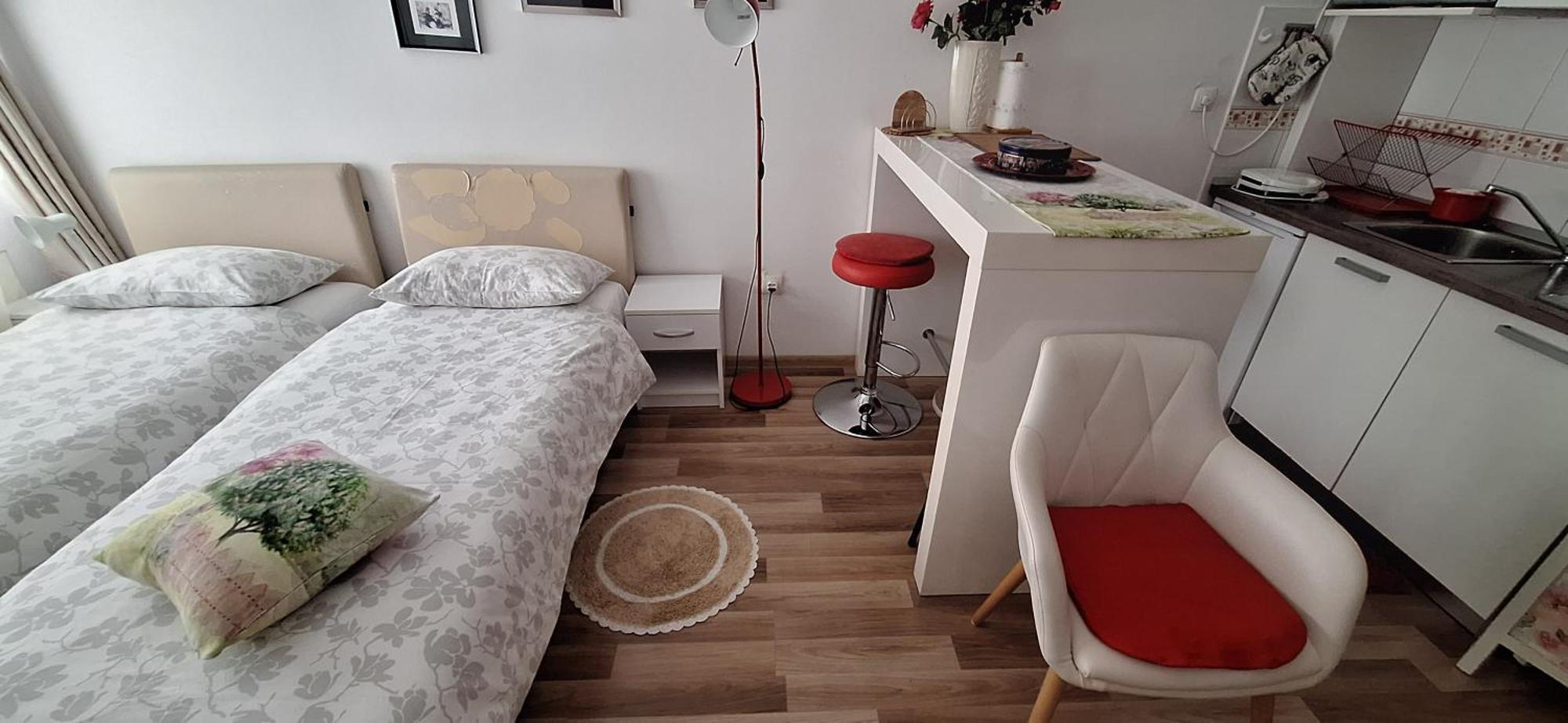 Klara Studio Apartman Спліт Екстер'єр фото